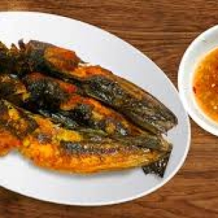 Cá Trê Chiên Mắm Gừng